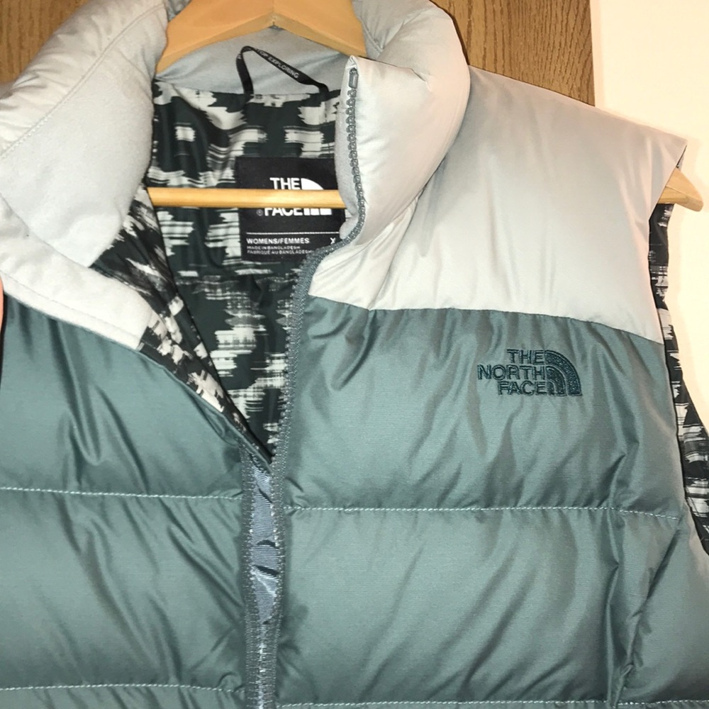 North face vest